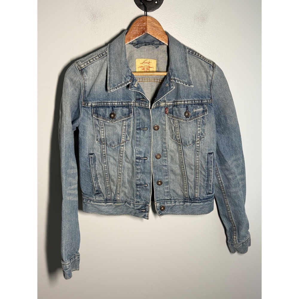 Levis Positively Superior Women Light Wash Denim Trucker Jacket Y2K Small